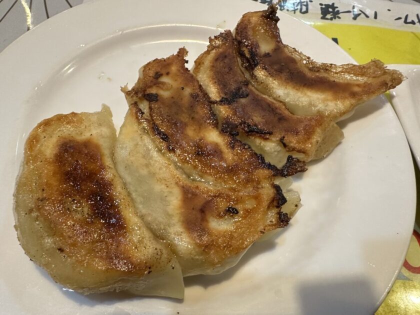 中華居酒屋　宮　焼き餃子